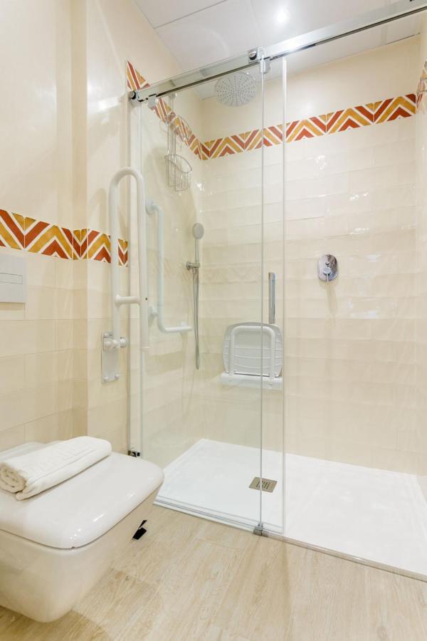 Espectacular Casa De 6 Dormitorios, 7 Banos Y 2 Terrazas เซบีญา ภายนอก รูปภาพ