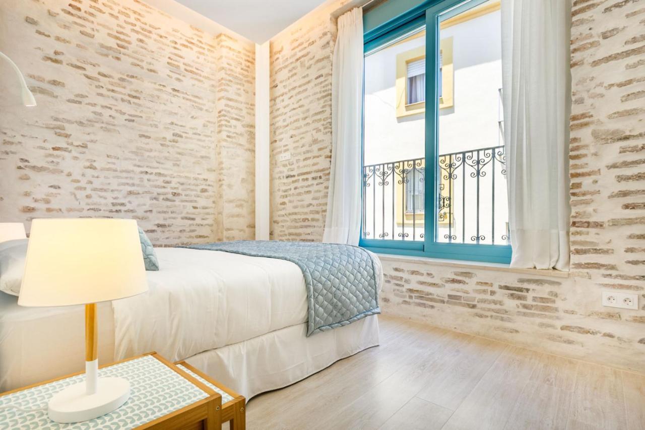Espectacular Casa De 6 Dormitorios, 7 Banos Y 2 Terrazas เซบีญา ภายนอก รูปภาพ