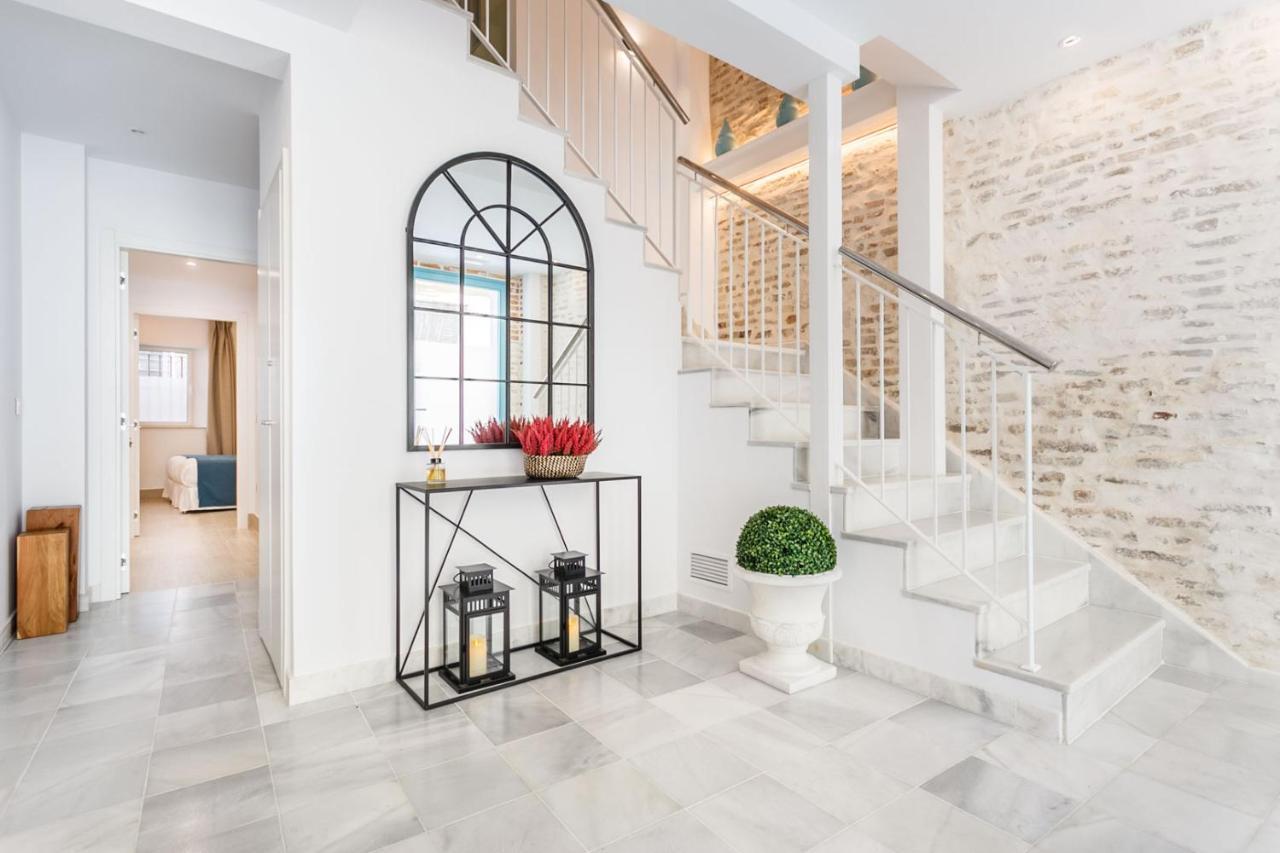 Espectacular Casa De 6 Dormitorios, 7 Banos Y 2 Terrazas เซบีญา ภายนอก รูปภาพ